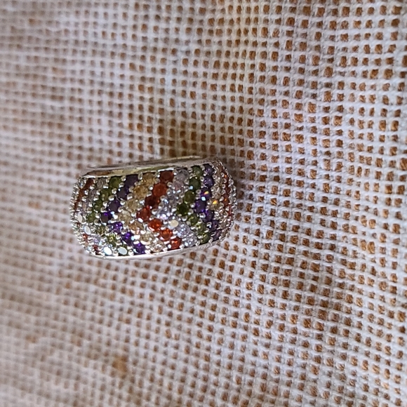 Ring - Picture 2 of 2